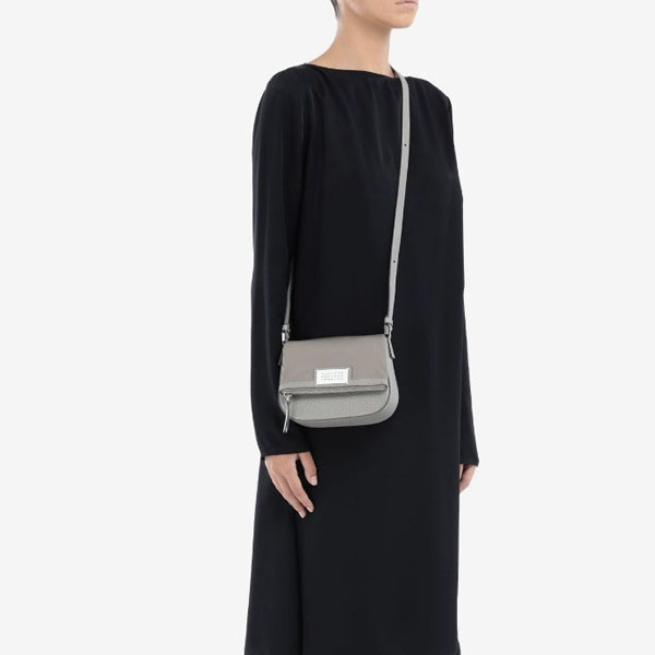 メゾンマルジェラ カレンダーロゴショルダーバッグ コピー S56WF0151P0396H7735